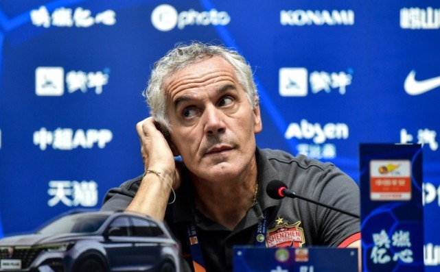 今晨体能课后，那不勒斯更衣室发声备战中超，媒体盛赞，资深球员宣示担当的简单介绍